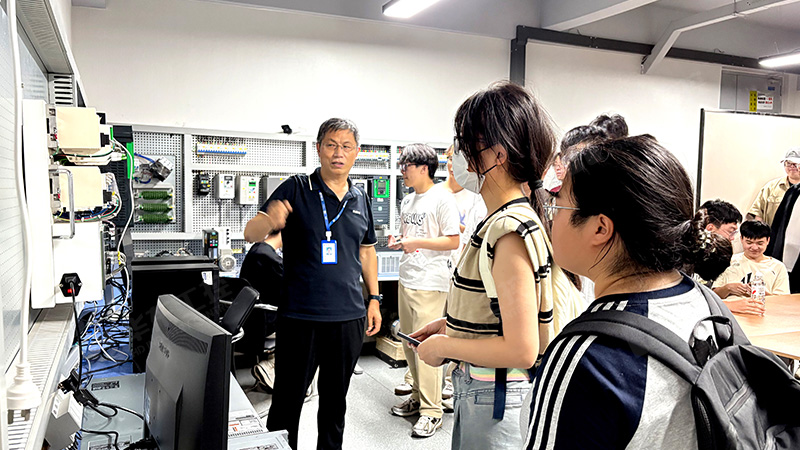 中原工學院02 中原工學院02