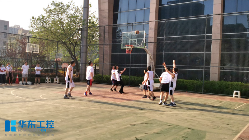 籃球聯誼賽現場