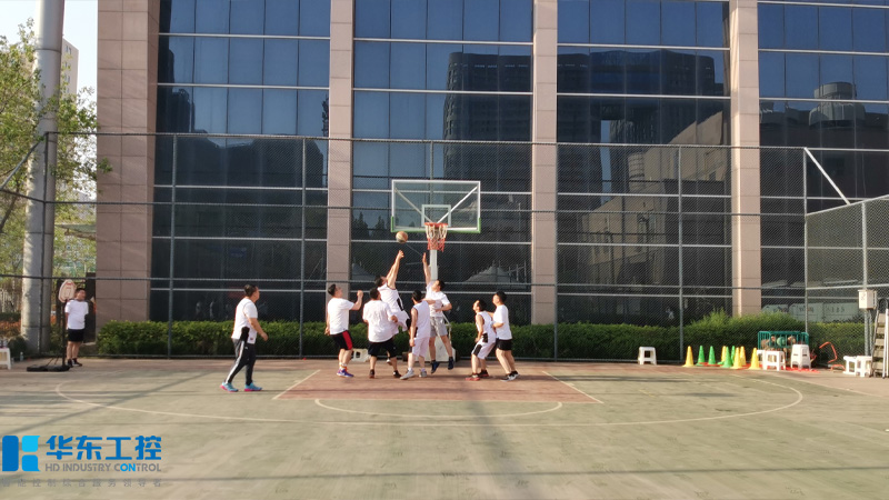 籃球聯誼賽現場