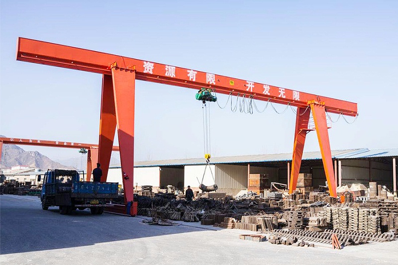 龍門吊(門式起重機) 龍門吊(門式起重機)